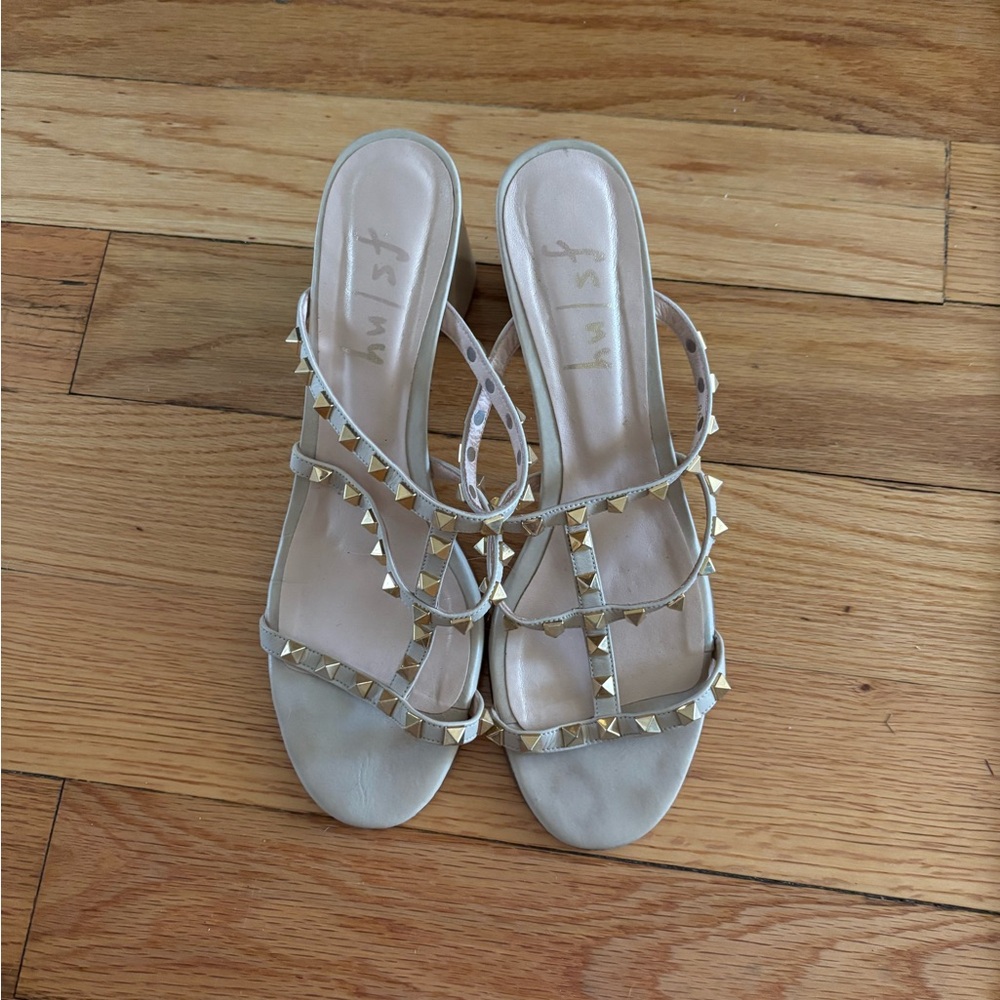 FSL/NY (French Sole New York) studded block heels - Picture 3 of 4